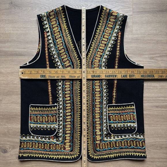 VTG 70s 80s Velvet Vest Embroidery Boho Women’s Size S-M Black Gold Jimi Hendrix - Picture 7 of 8